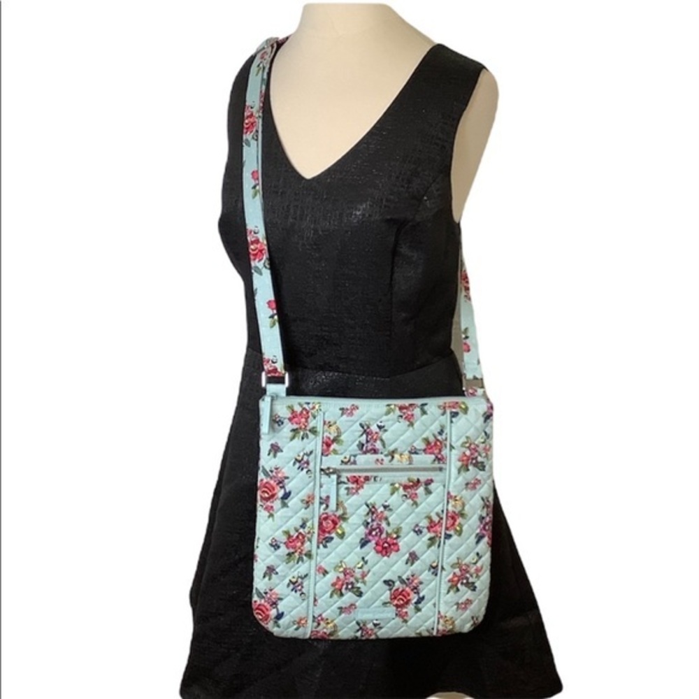 Vera Bradley water bouquet hipster / crossbody EUC